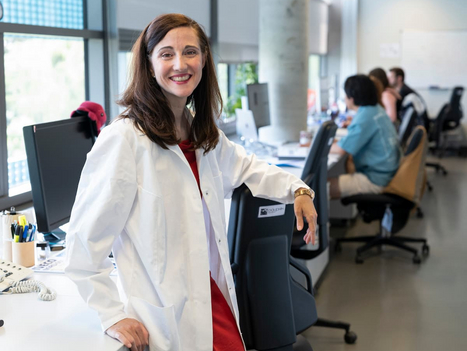 Meritxell Huch smiling in a lab coat